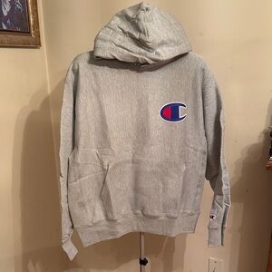 Champion Reverse Weave Hoodie in Grey